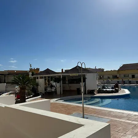 Lellashome Playa Paraiso * אדחה